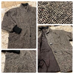 Vintage tweed jacket with shoulder pads